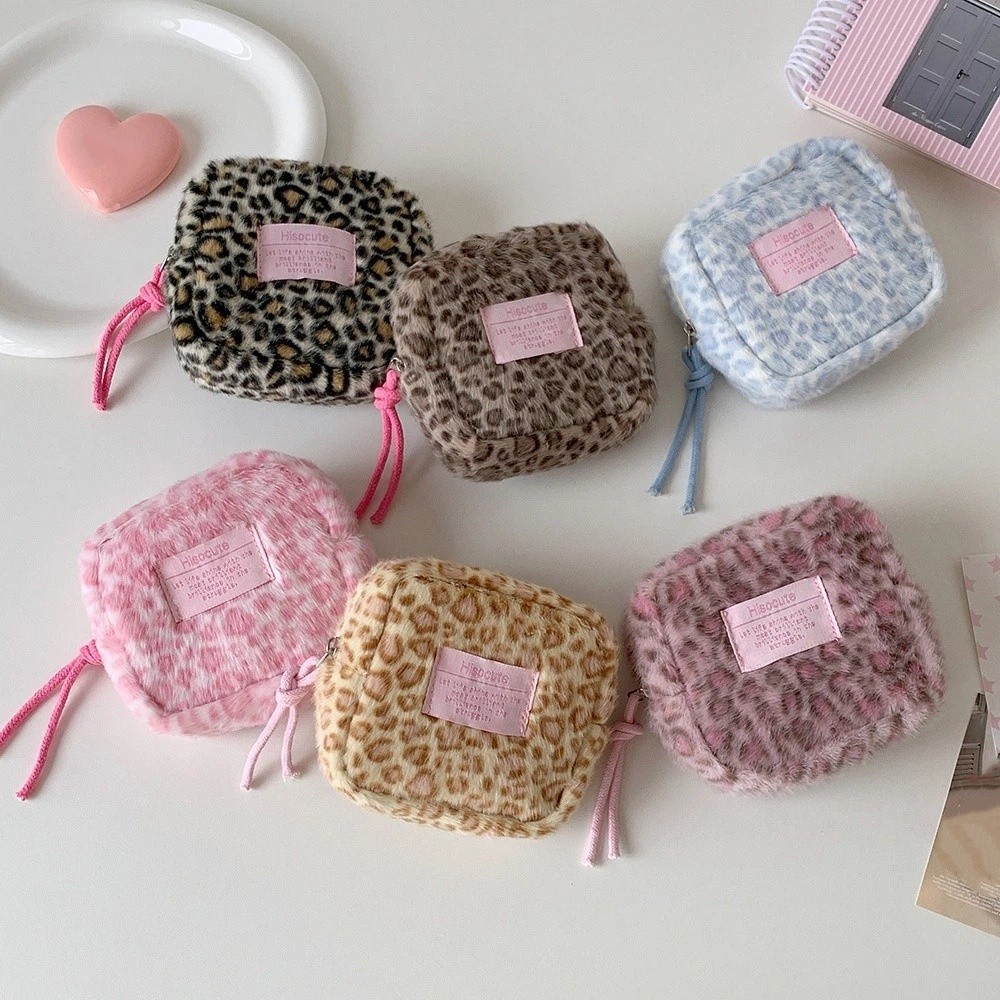 Aesthetic Large Pencil Case Pouch - Piórnik w panterkę z zawieszką, piórnik