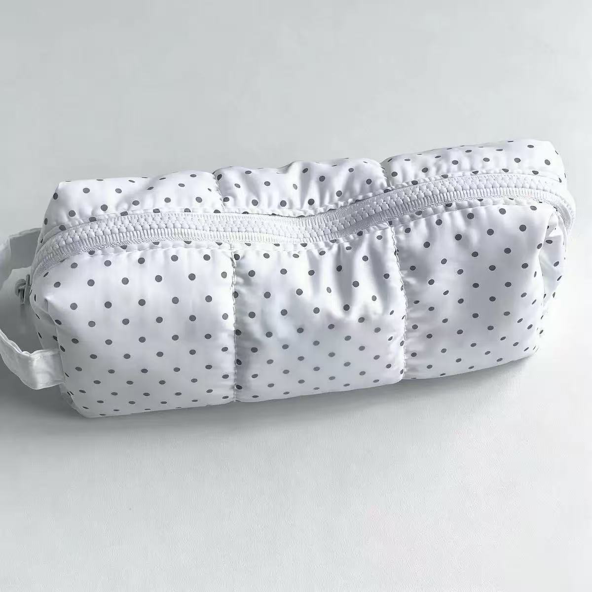 Piórnik w kropki, duża pojemno – Aesthetic Large Pencil Case Pouch recenzja i cena
